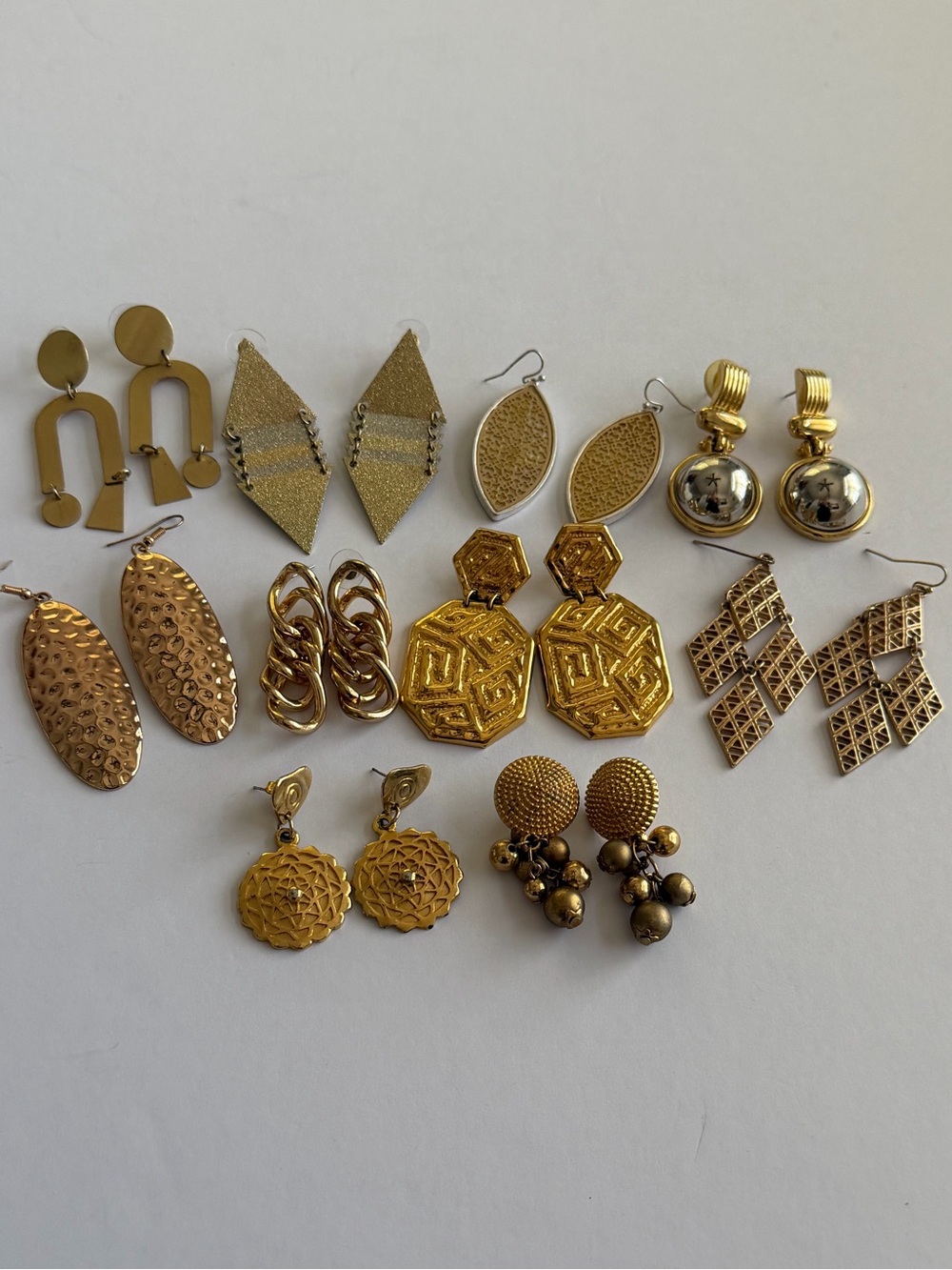 Vintage 80’s Gold-Tone Women's Earring Bundle Lot 10 Pairs Pierced Earrings